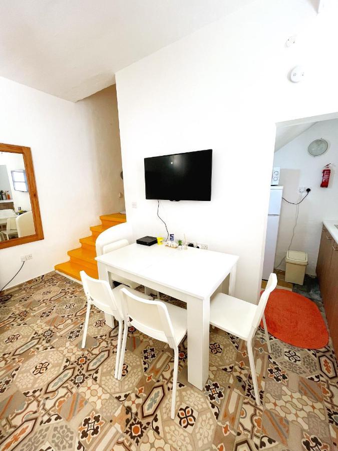 Moco, Modern Comfort In Historic City Of Senglea Villa Luaran gambar